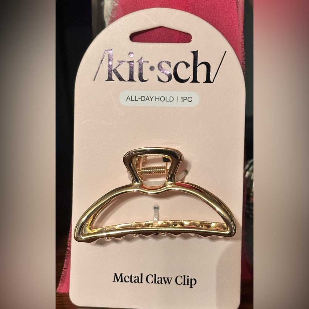 Kitsch All Day Wear Gold Metal Hair Claw Clip NWT